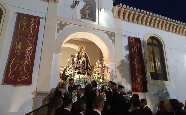 Maracena arropa a su patrona en el Viernes de Dolores