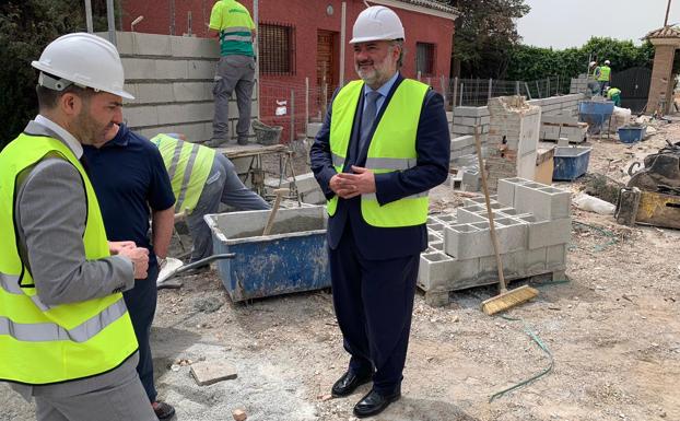 Las obras de mejora de Camino Nuevo avanzan «a buen ritmo»