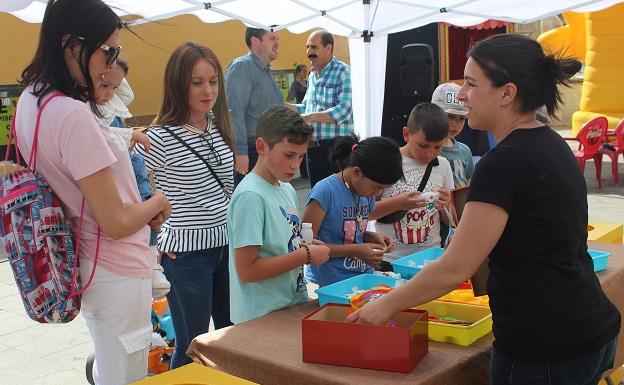 La Plaza Sor María Luisa acogió la Fiesta del Reciclaje