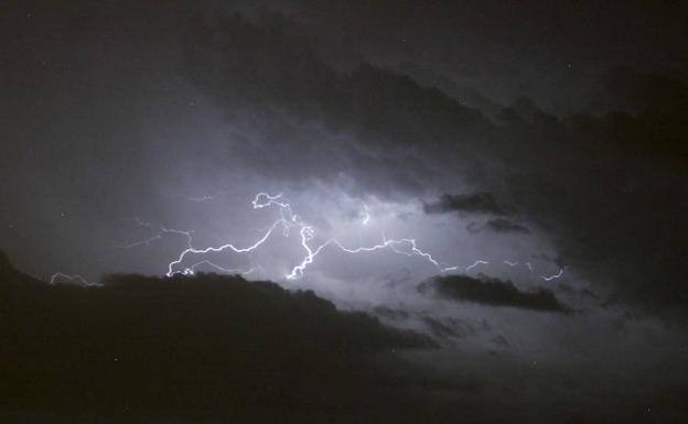 Aviso amarillo por probabilidad de tormentas en Maracena