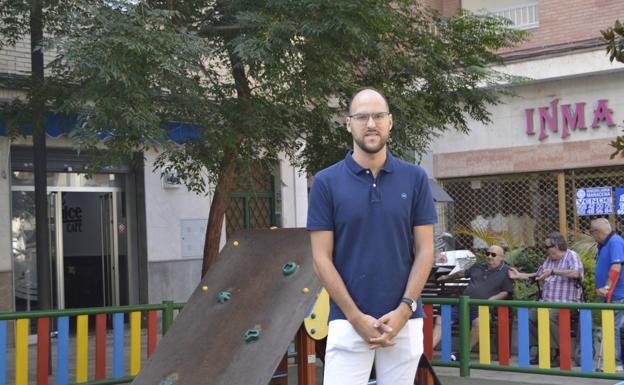 «Cuesta mucho adaptarse a la vuelta al cole pero lo importante es que se organicen»