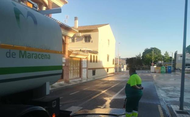 Maracena continúa trabajando para mantener sus calles libres de coronavirus