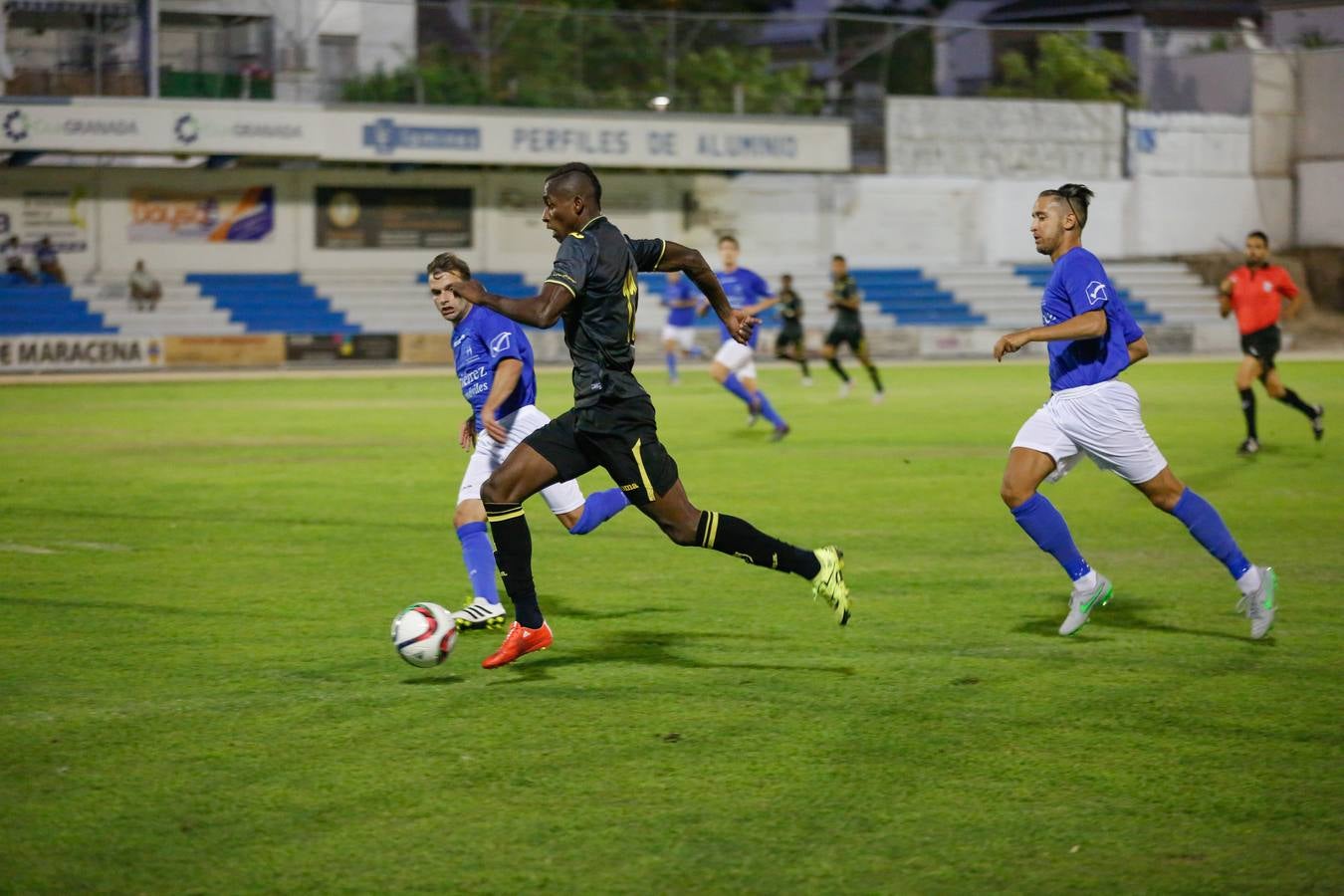 Cómoda victoria para el Granada B en Maracena