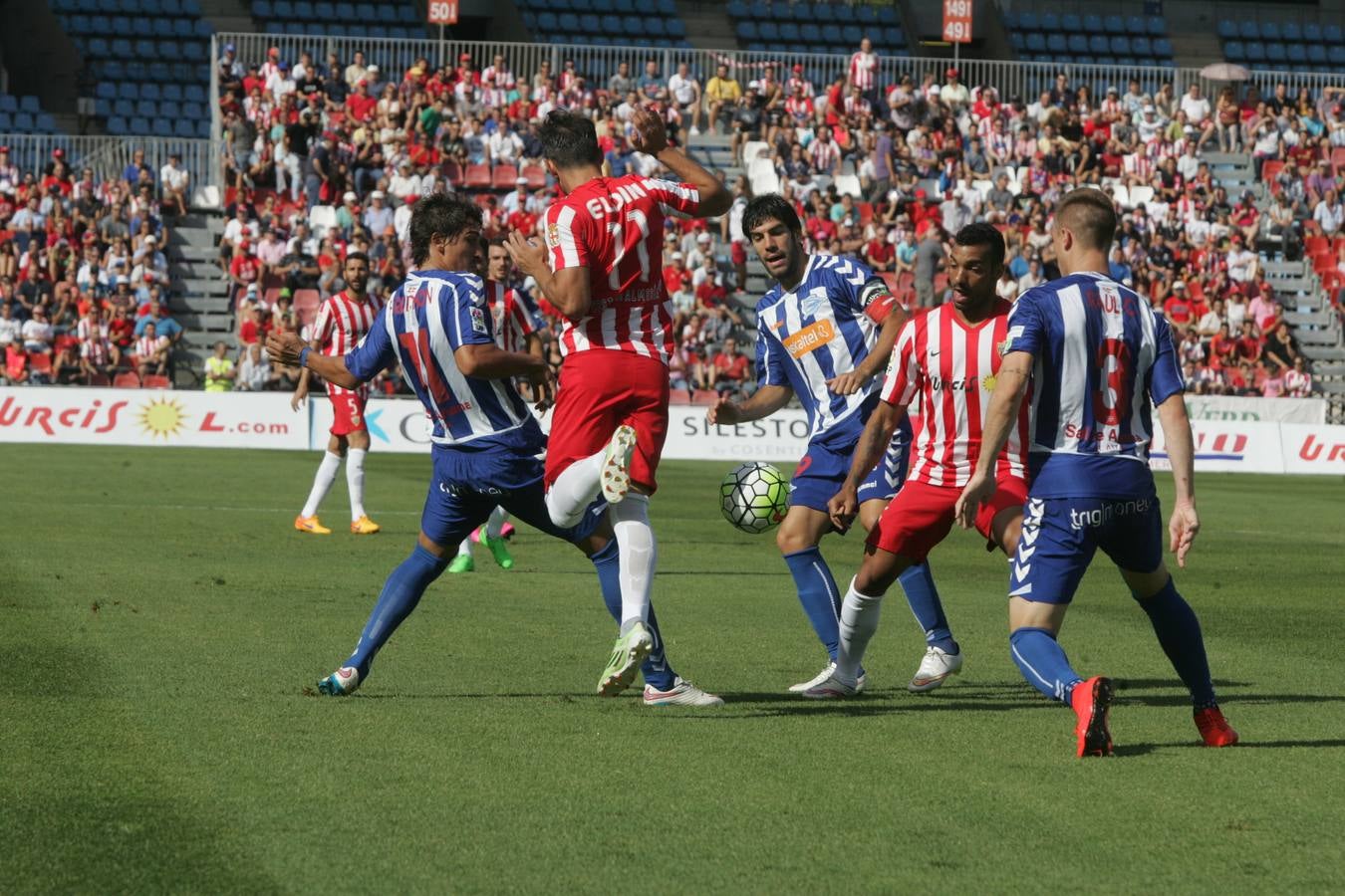 El Alavés desquicia al Almería