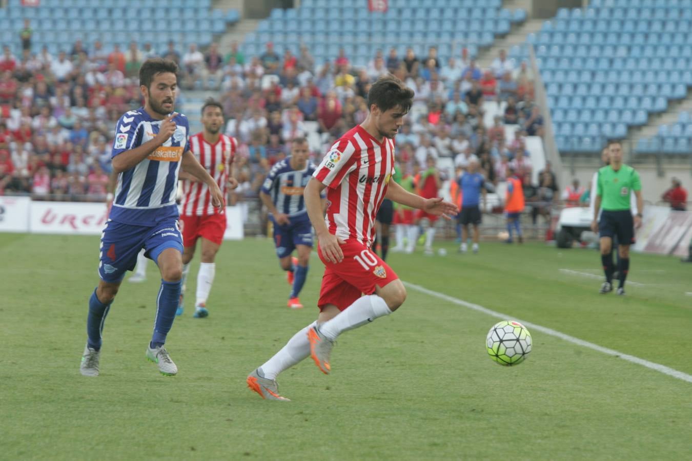 El Alavés desquicia al Almería