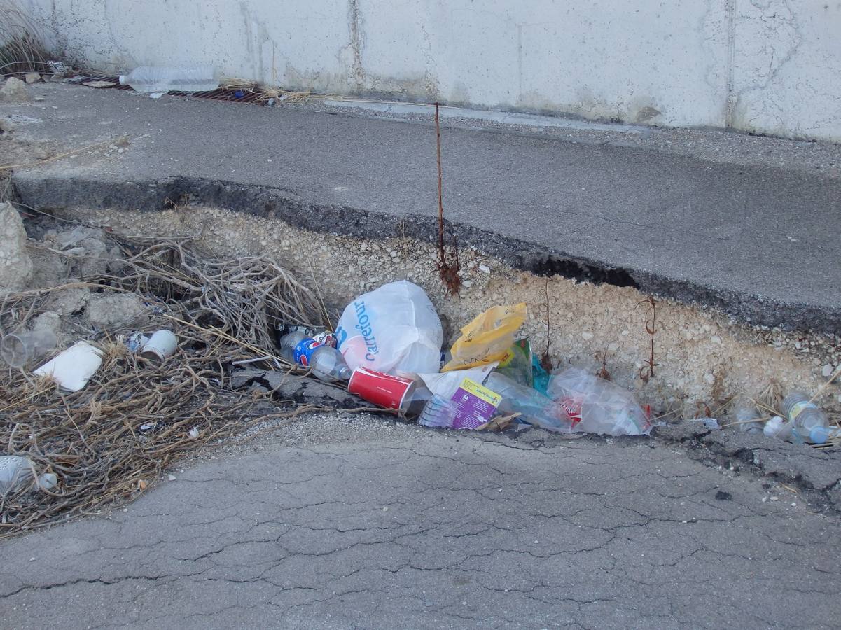 Las viejas grietas del &#039;Nuevo&#039; Estadio