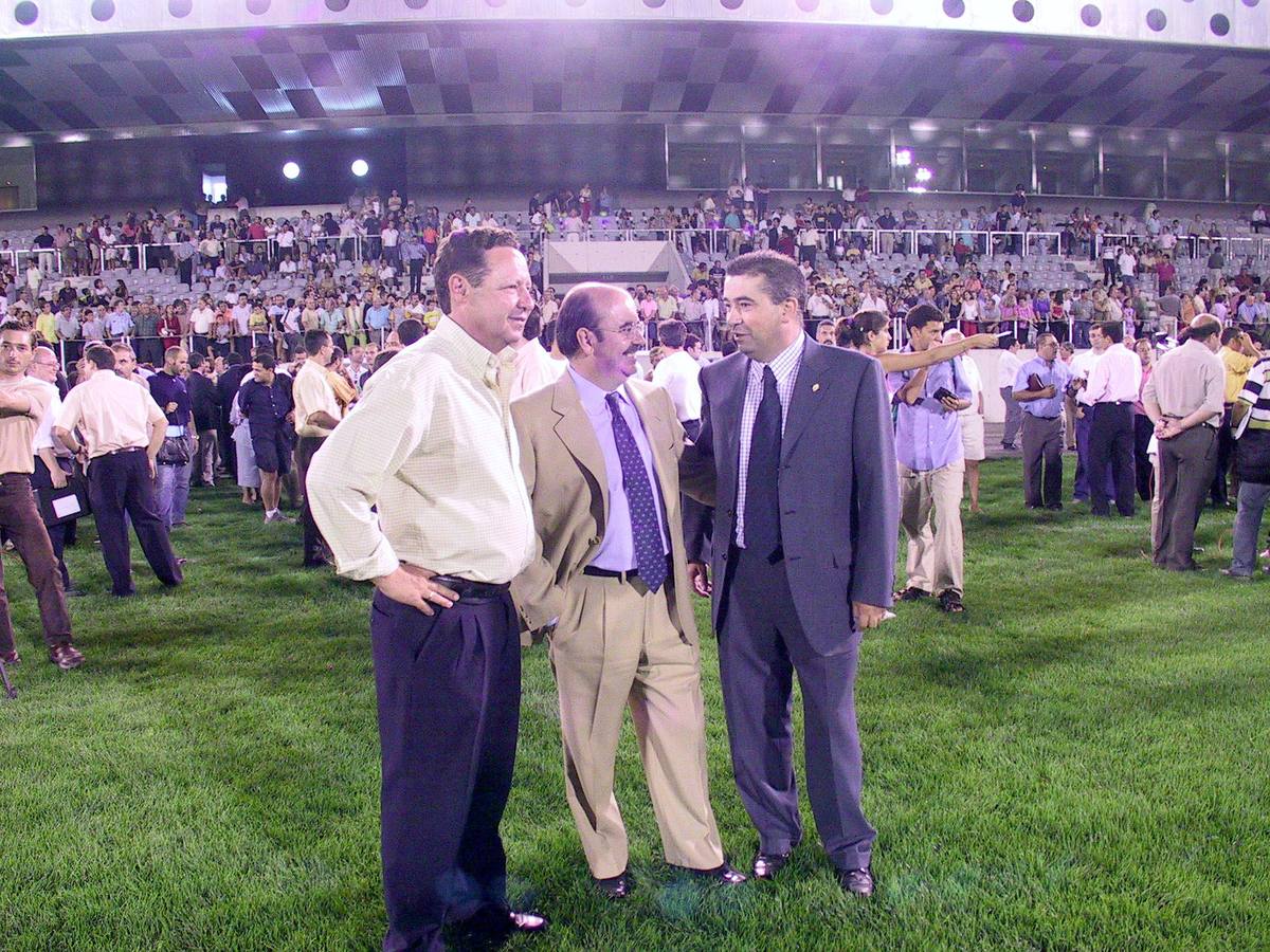 Las viejas grietas del &#039;Nuevo&#039; Estadio