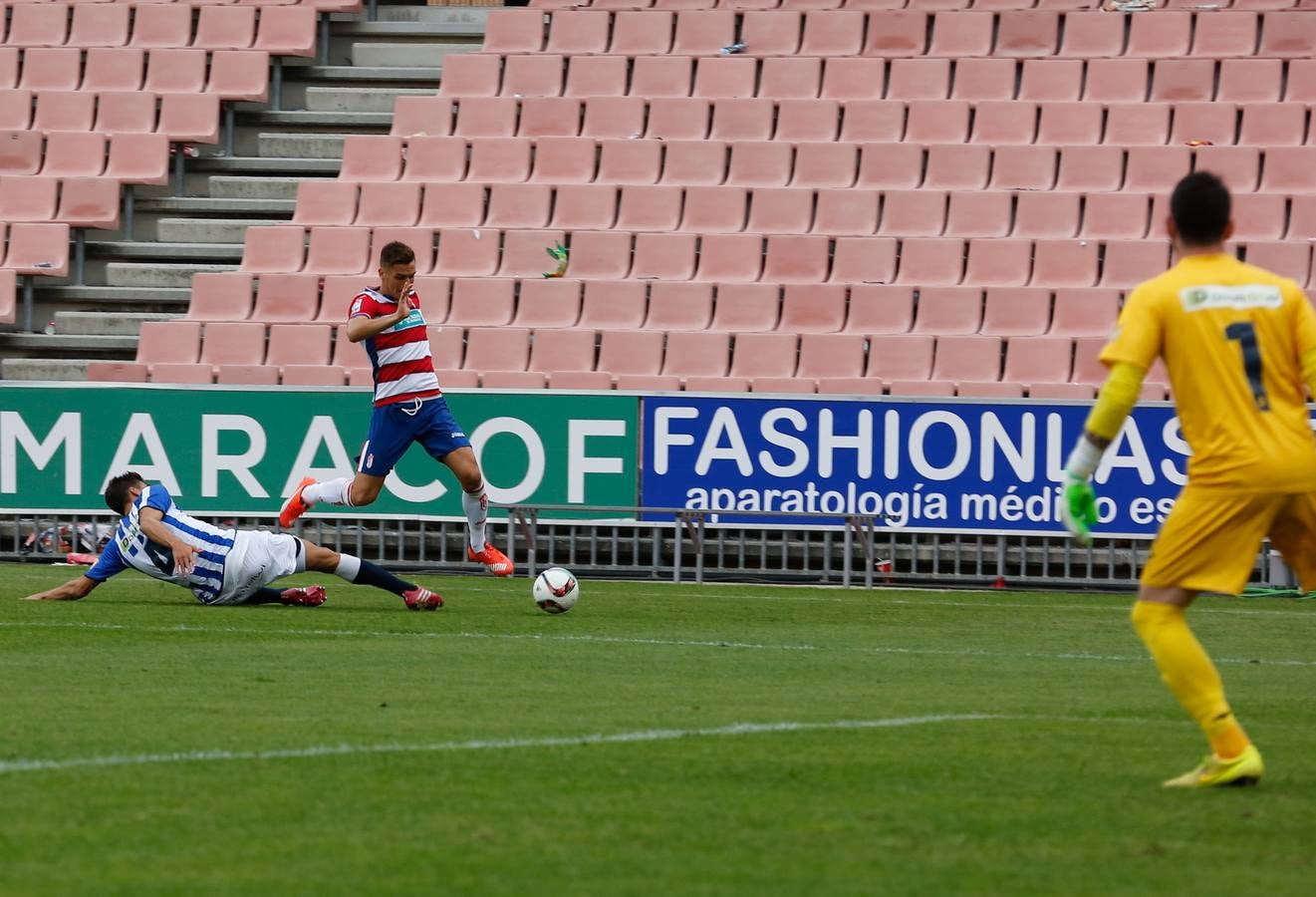 El Granada B resurge en la segunda parte y supera al Recreativo