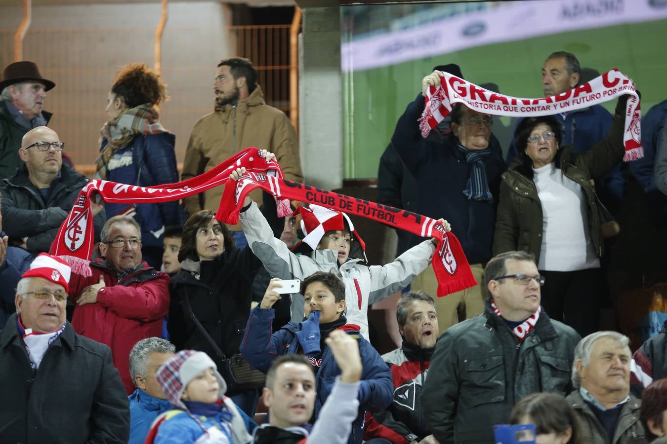 El ambiente en Los Cármenes en el Granada-Leganés