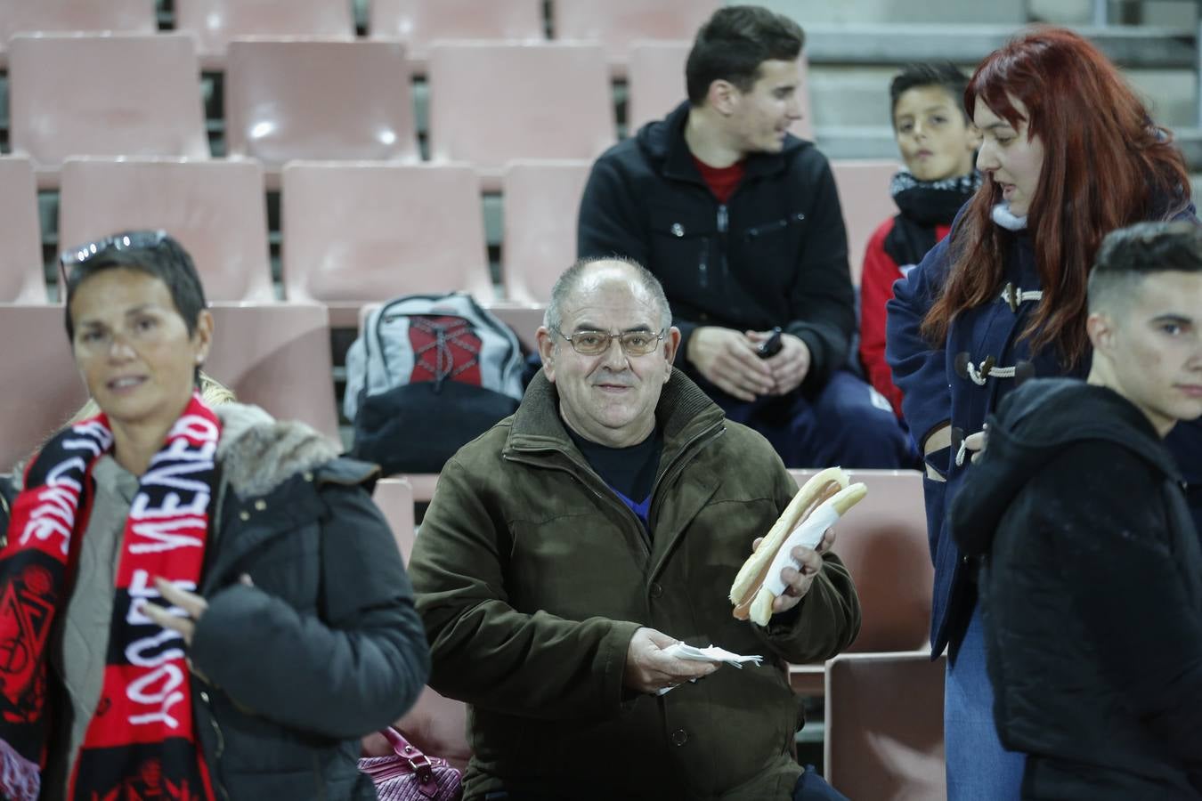 El ambiente en Los Cármenes en el Granada-Leganés