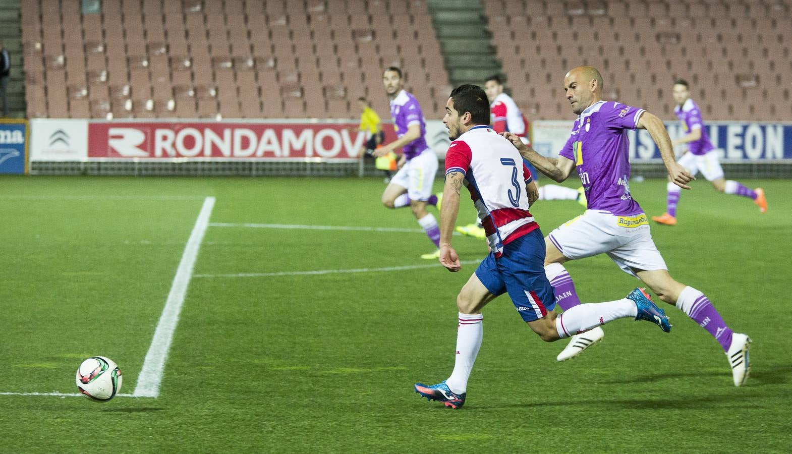 Las mejores imágenes del Granada B - Real Jaén