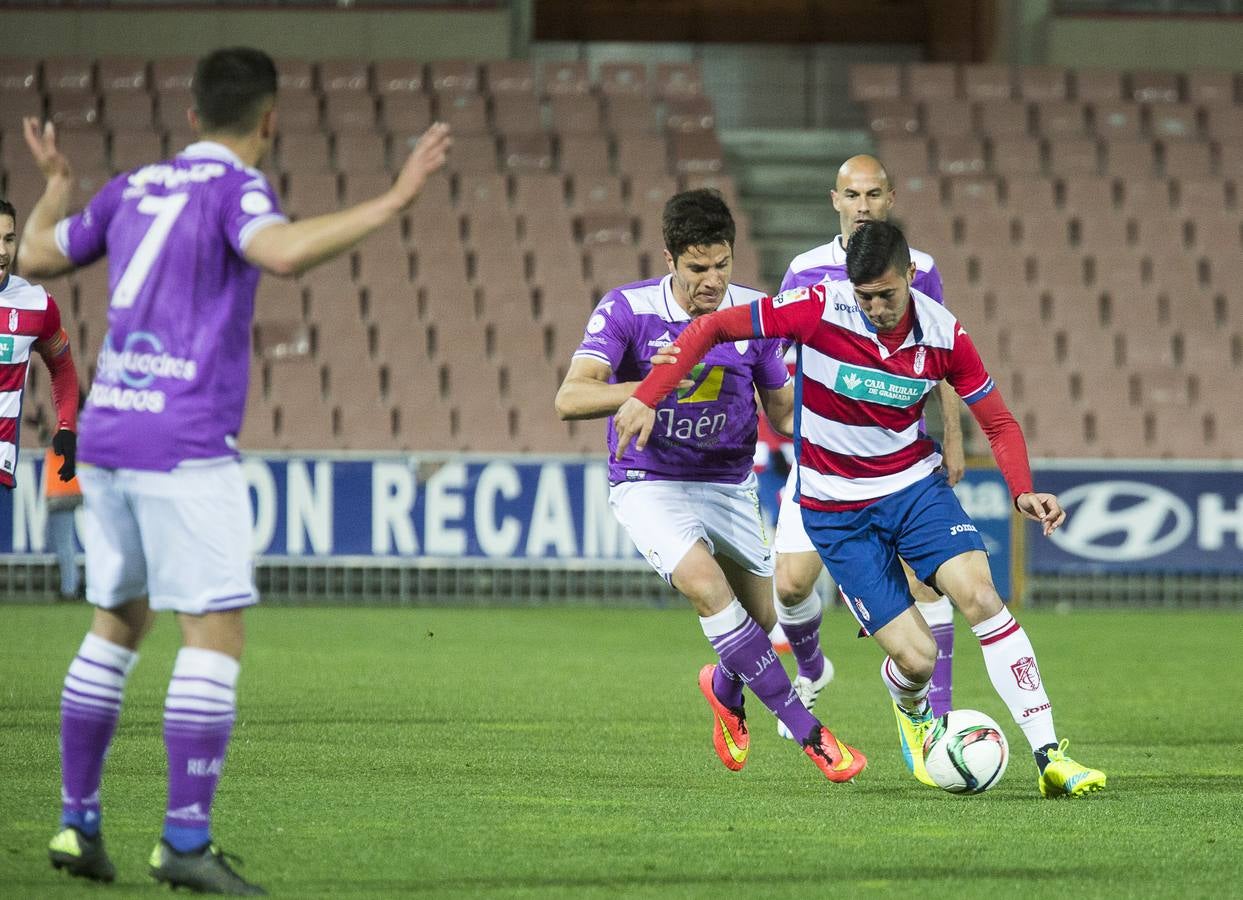 Las mejores imágenes del Granada B - Real Jaén