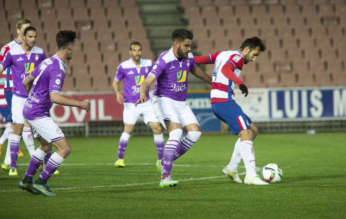 Las mejores imágenes del Granada B - Real Jaén