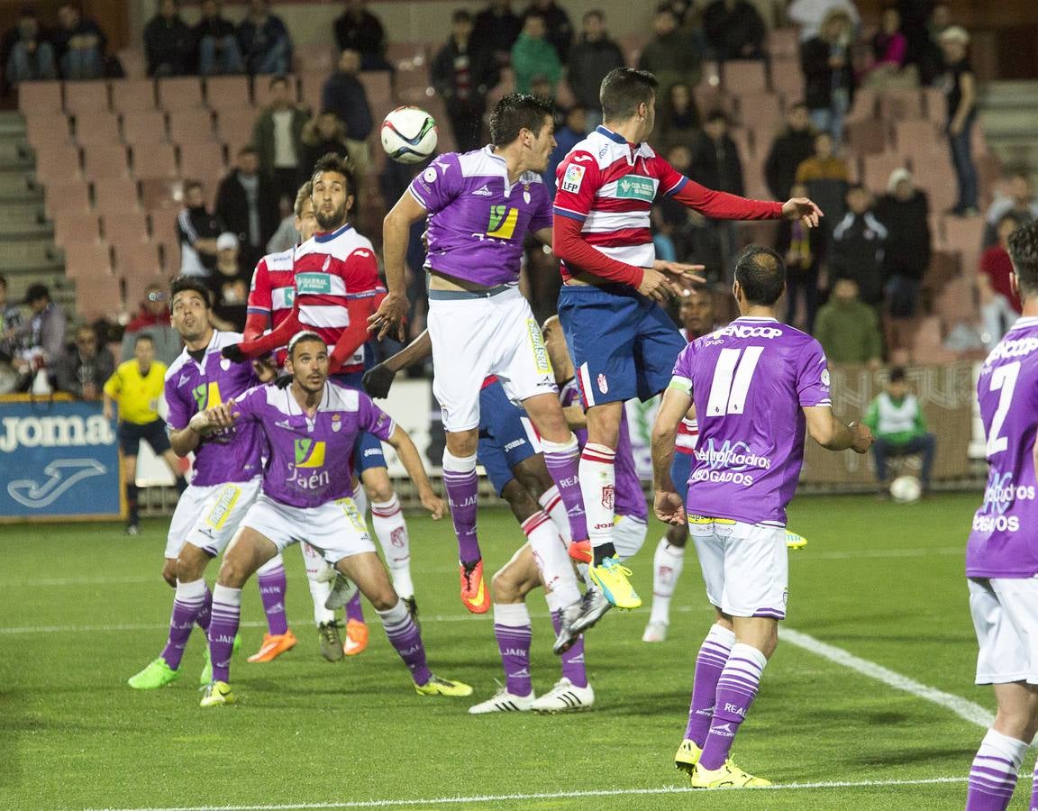 Las mejores imágenes del Granada B - Real Jaén