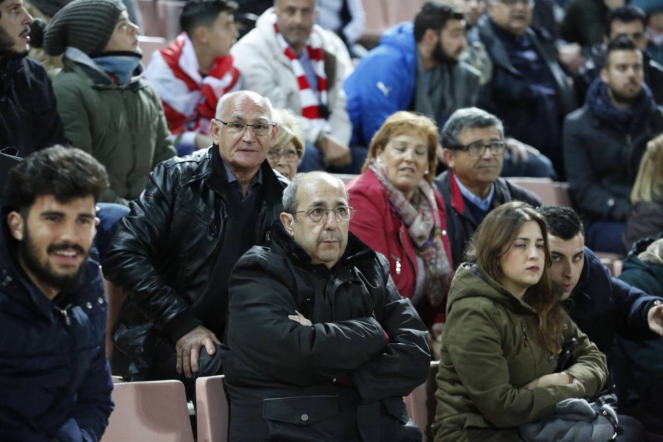 El ambiente en Los Cármenes durante el Granada-Espanyol