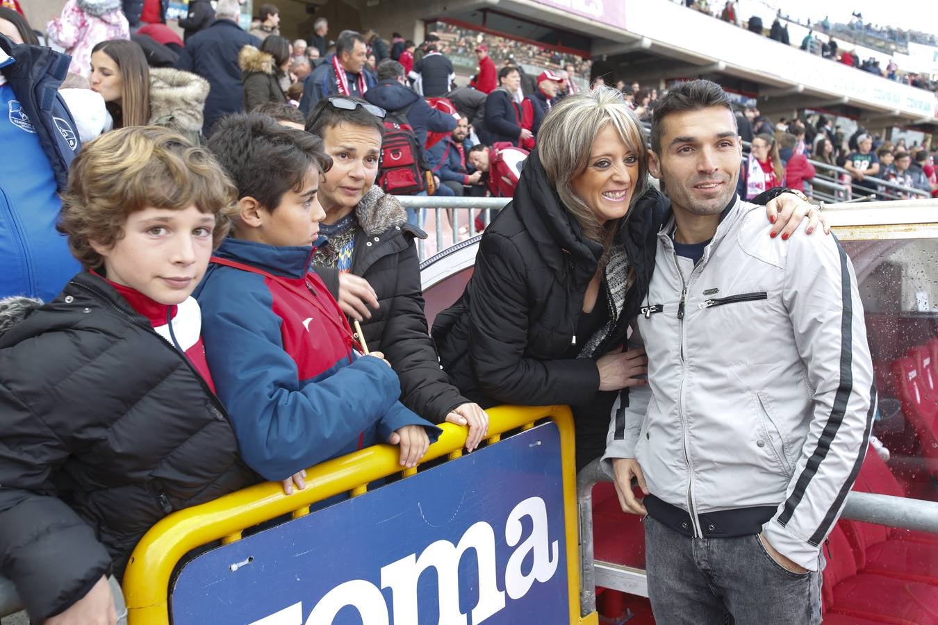 El ambiente en Los Cármenes durante el Granada CF-Rayo