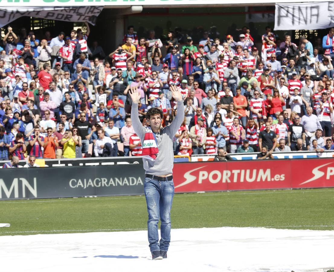 El ambiente en Los Cármenes en el Granada-Barça