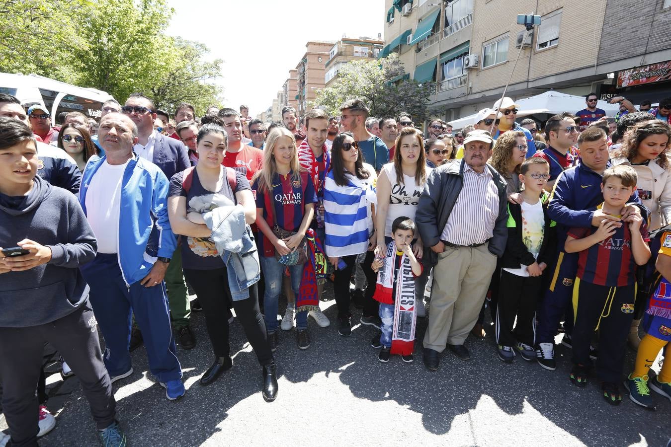 El ambiente en Los Cármenes en el Granada-Barça