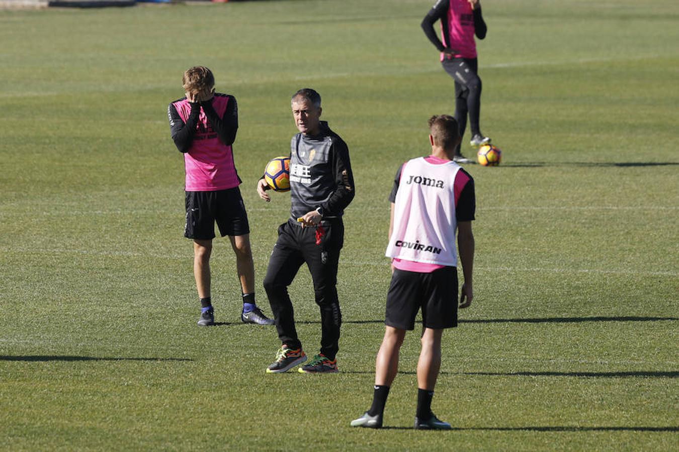 Entrenamiento del Granada CF, martes 13 de diciembre