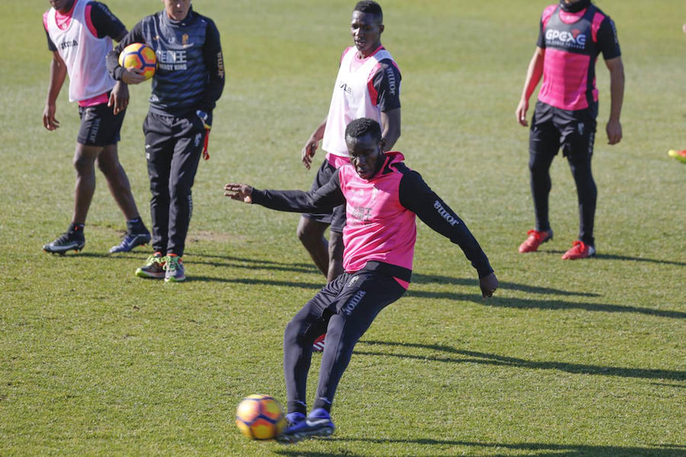 Entrenamiento del Granada CF, martes 13 de diciembre