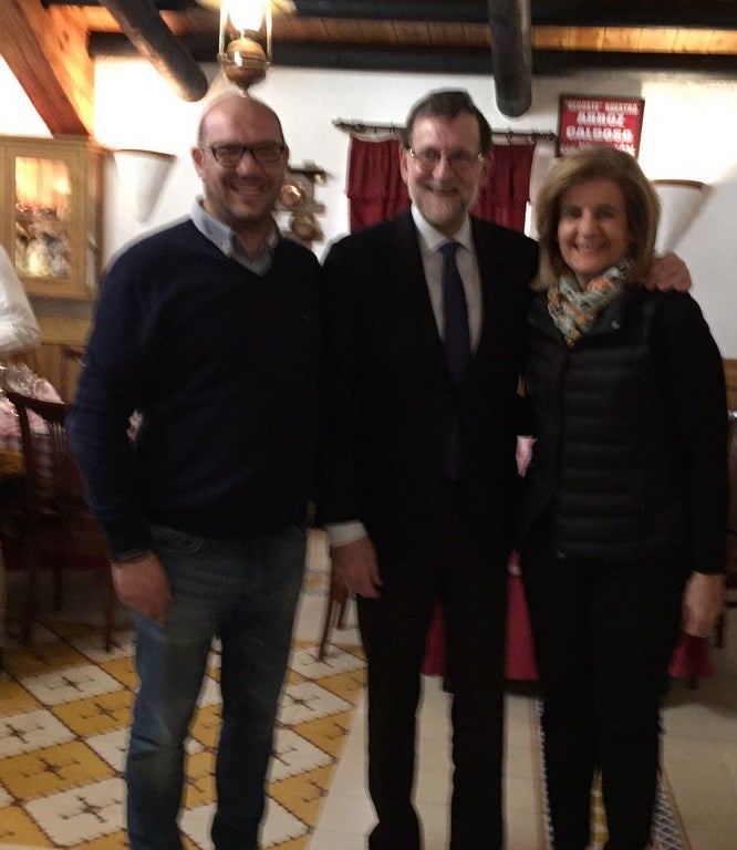 Rajoy se deleita con los manjares lojeños