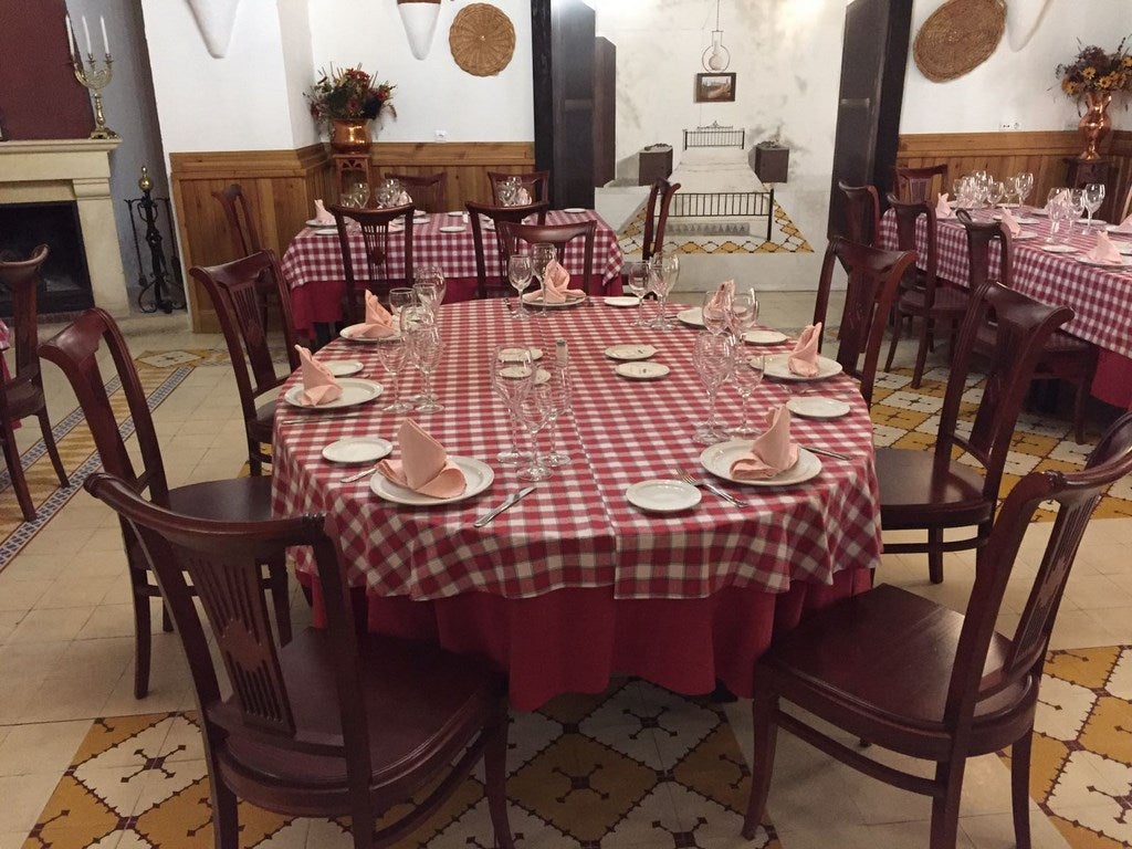 Rajoy se deleita con los manjares lojeños