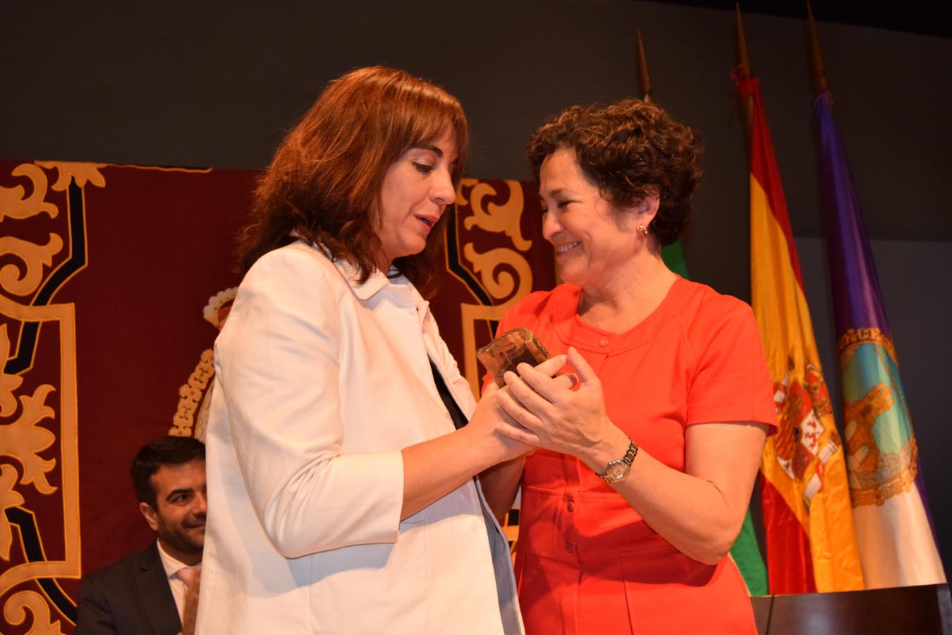 Premios Ibn al-Jatib a la UGR y José Tarifa