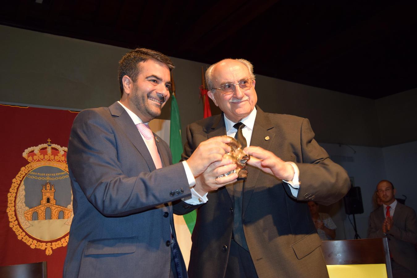 Premios Ibn al-Jatib a la UGR y José Tarifa