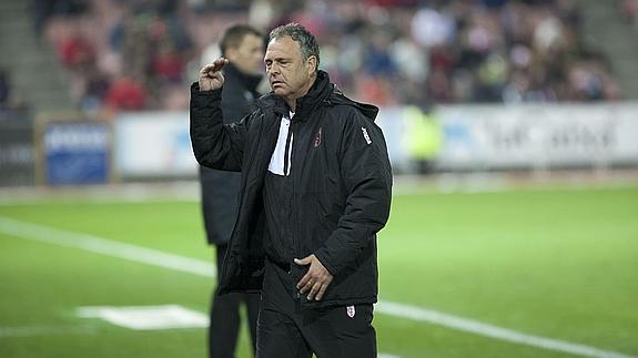 Caparrós, destituido oficialmente como entrenador del Granada