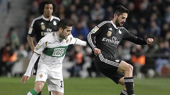 El Elche pierde ante el Real Madrid y continúa decimoséptimo