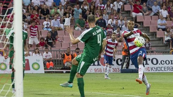 Primer golpe de realismo