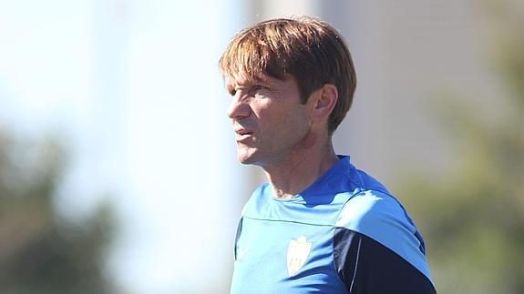 Carrillo prevé "un partido complicado" ante un rival que crea "mucho fútbol"