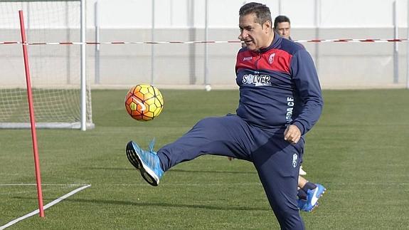 Sandoval espera ver un Granada "atrevido" que quiera "ganar el partido"