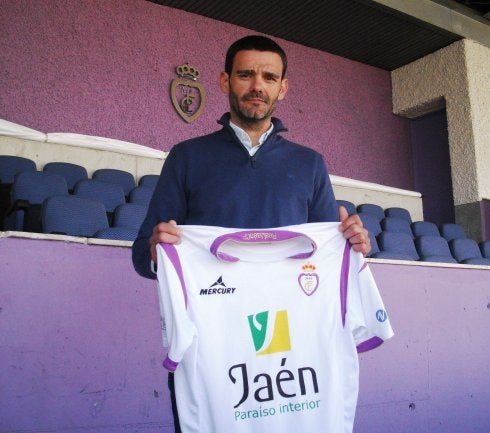 Tejada: «Me gustaría seguir la próxima campaña en el Real Jaén»