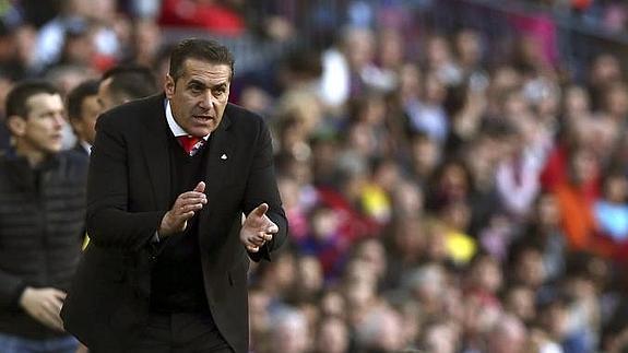 Sandoval cree que el Granada compitió "bien", pese a la goleada