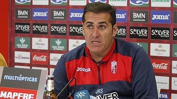 Sandoval: "Tenemos que intentar ganar desde el primer momento, y luego ver la diferencia de goles"
