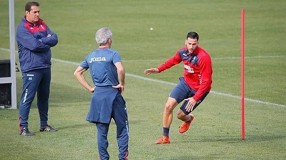 Edgar, disponible para Anoeta; Success, entre algodones