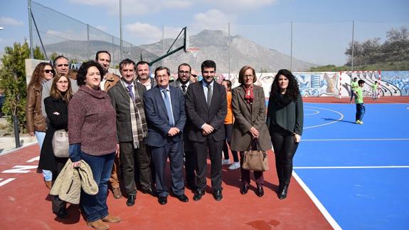 Ayuntamiento de Loja y Diputación se comprometen a reactivar la urbanización del Mantillo