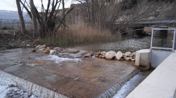 El alcalde de Huétor Tájar acusa a Sebastián Pérez de “mentir” sobre el problema del agua del municipio