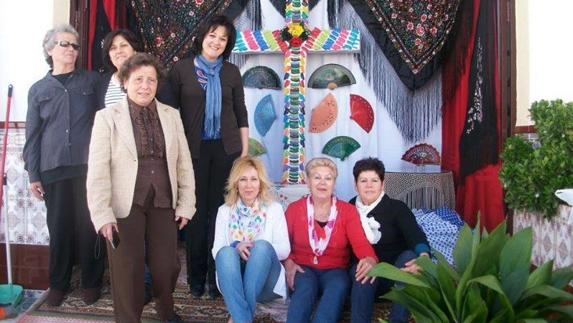 Las fiestas patronales de Puerto Lope dilatan seis días la Cruz de Mayo