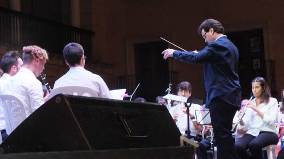 Ricardo Espigares dirige la Banda Municipal de Música de Málaga el próximo 28 de mayo