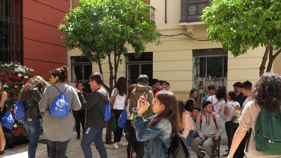 Estudiantes de seis países conocen Loja haciendo 'geocaching'