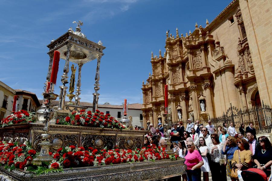 San Torcuato bendice las calles de Guadix