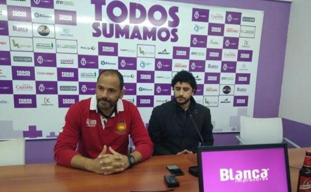 Dimite Salva Ballesta como entrenador del Real Jaén