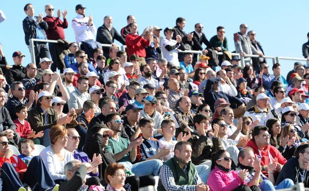 El Real Jaén-Ferrol en La Victoria en el que se jugarán el ascenso, el domingo 2 a las 20:00 horas con niños gratis