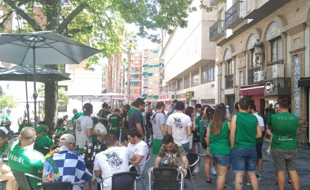 Más de 300 ferrolanos ocupan el centro de Jaén