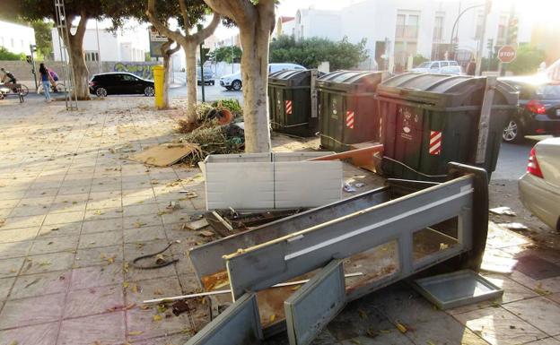 Roquetas apuesta por mantener privatizada la basura y llevará a pleno mañana su licitación