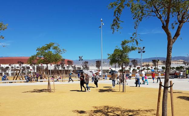 Ciudadanos se suma a las críticas por la falta de sombras en el Parque de Los Bajos