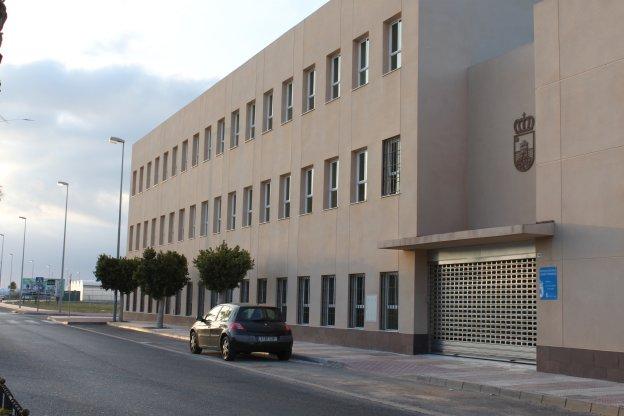 La Guardia Civil estudia su traslado al Centro de Servicios Sociales para después del verano