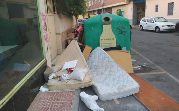 El nuevo contrato de basura incluye un punto limpio en Cortijos de Marín